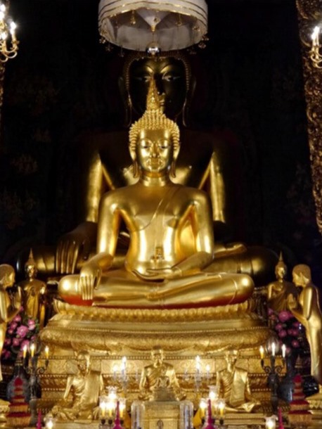 Victoria and Albert Museum - Royal Belt of HM Queen Saowabha Pongsri of  Thailand by jrozwado, via …